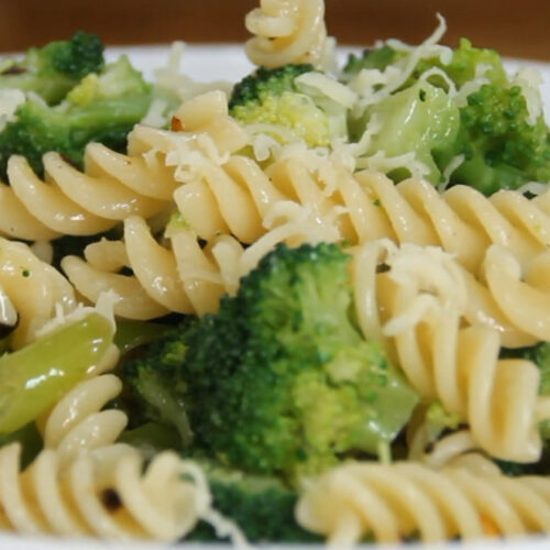 California Chicken Cafe Broccoli Pasta Salad Recipe