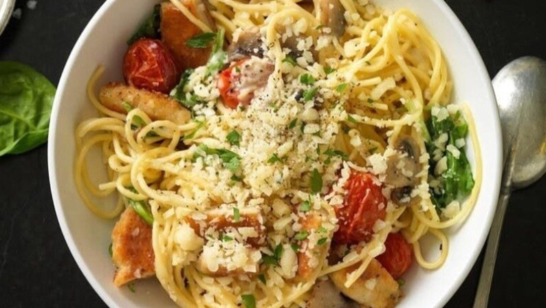 Noodles And Company Alfredo Montamore Recipe