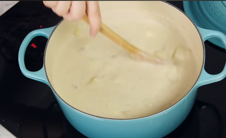  Eat N Park Potato Soup serving
