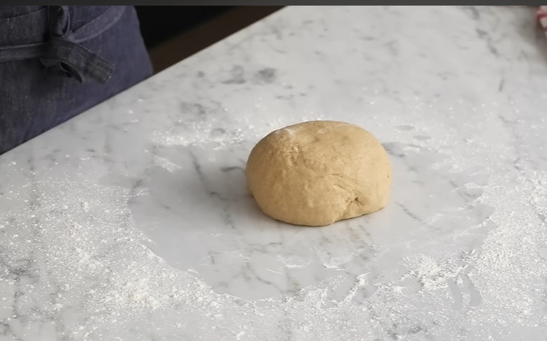 Knaus Berry Farm Cinnamon Rolls dough