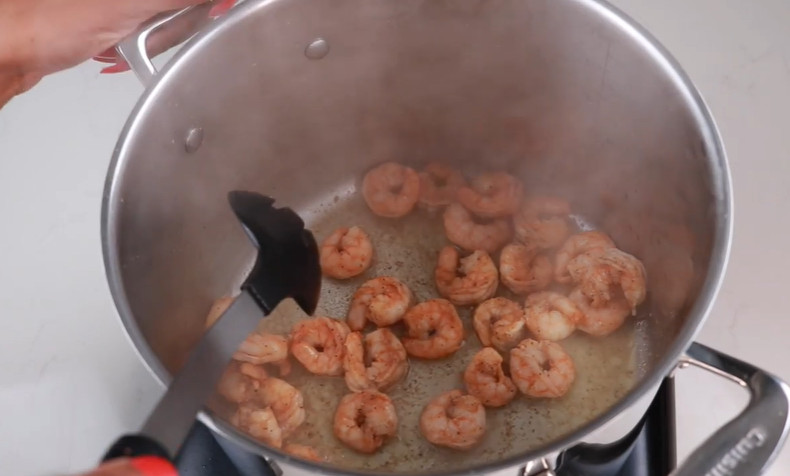Shrimp Yat Gaw Mein Soup Recipe
