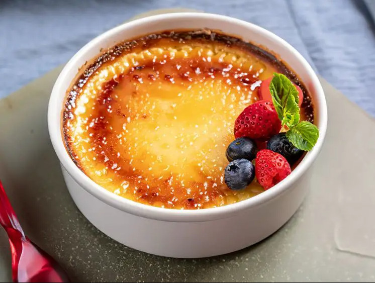 Emile Henry Creme Brulee