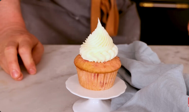 Hannaford Best Cream Frosting Recipe : Light, Fluffy & Bakery-Perfect!