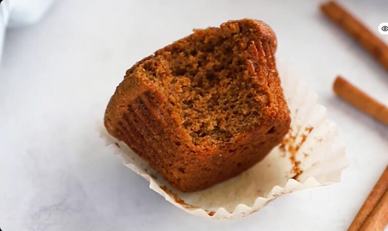 Jasons Deli Gingerbread Muffins