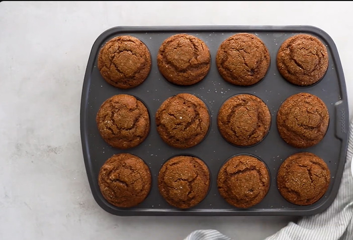 Jasons Deli Gingerbread Muffins baking