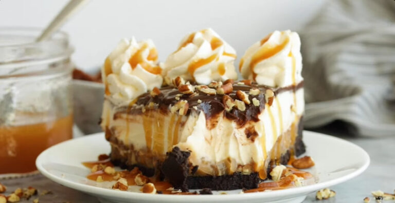 No Bake Turtle Cheesecake