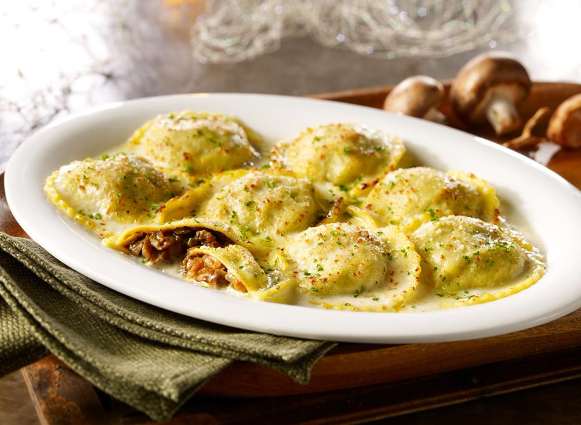 Mushroom Ravioli Al Forno serving