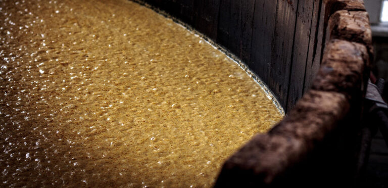 Cracked Corn Moonshine Recipe